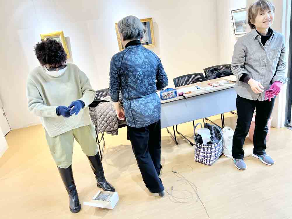 上西竜二 神辺絵画サークル展 搬入風景その1