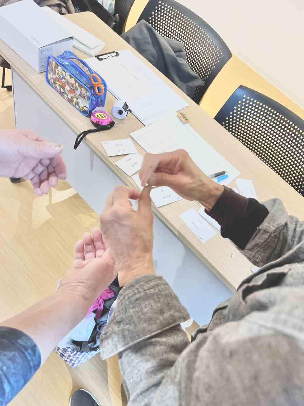 上西竜二 神辺絵画サークル展 搬入風景その3